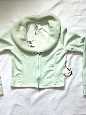 Hello kitty and friends zip up sweater with faux fur collar